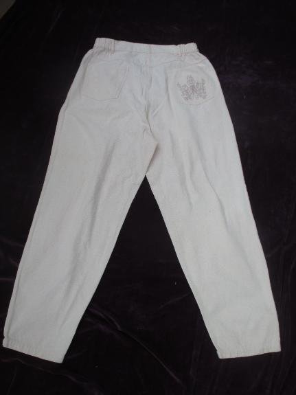 NEUw * Ausgefallen * modern * Original 1980er VINTAGE * Stickerei * Karotten * High Waist * Jeans- Hose 