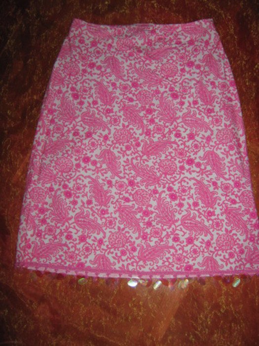 NEU * Stylisch * ausgefallen * Plättchen * Saum-Rand * Blumen * Blüten * Flower- Power * Rock 