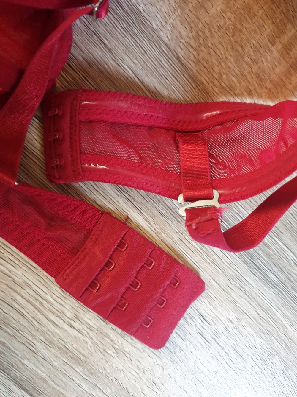 Roter BH von H&M