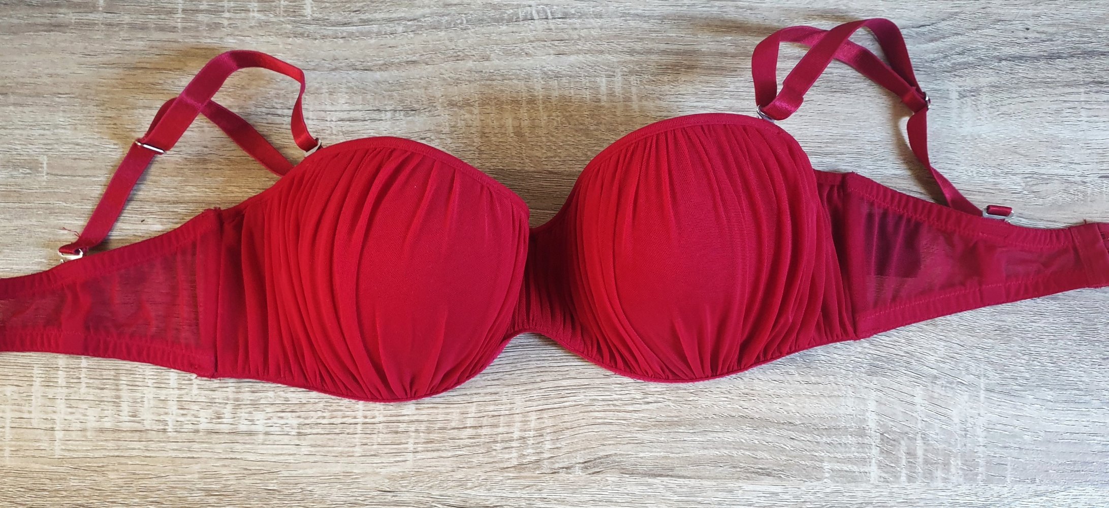 Roter BH von H&M