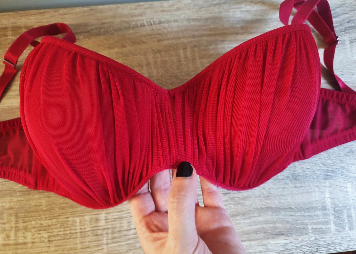 Roter BH von H&M
