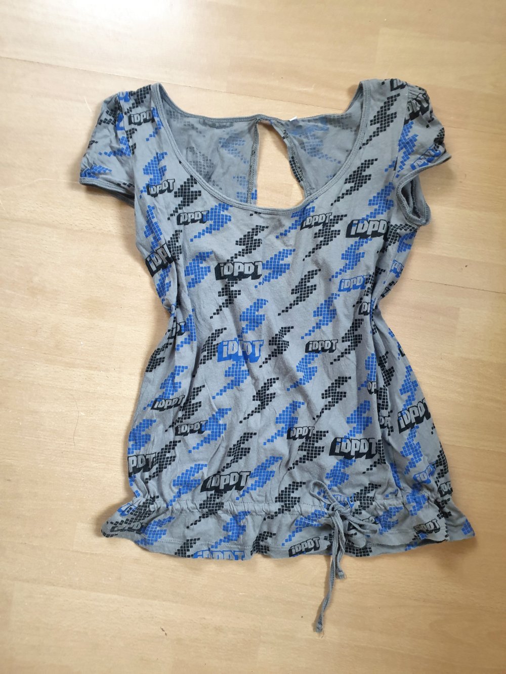 Rückenfreies lässiges Shirt