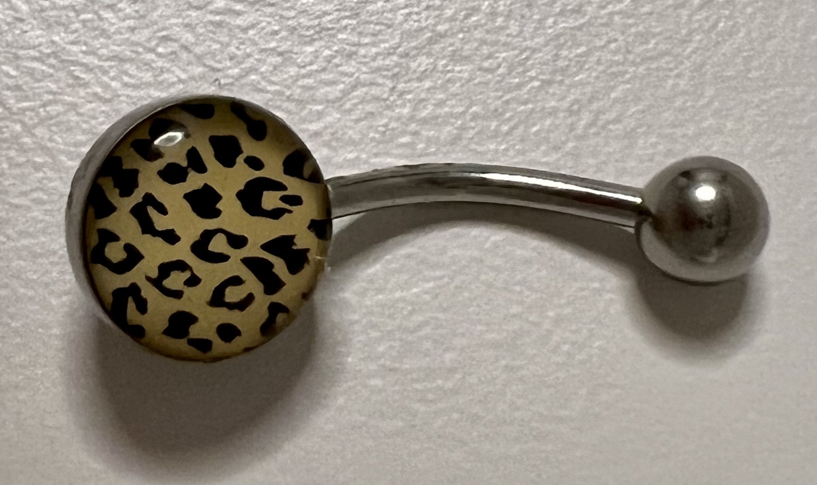 Bauchnabelpiercing Leo