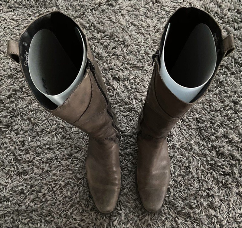 graue Stiefel used- look