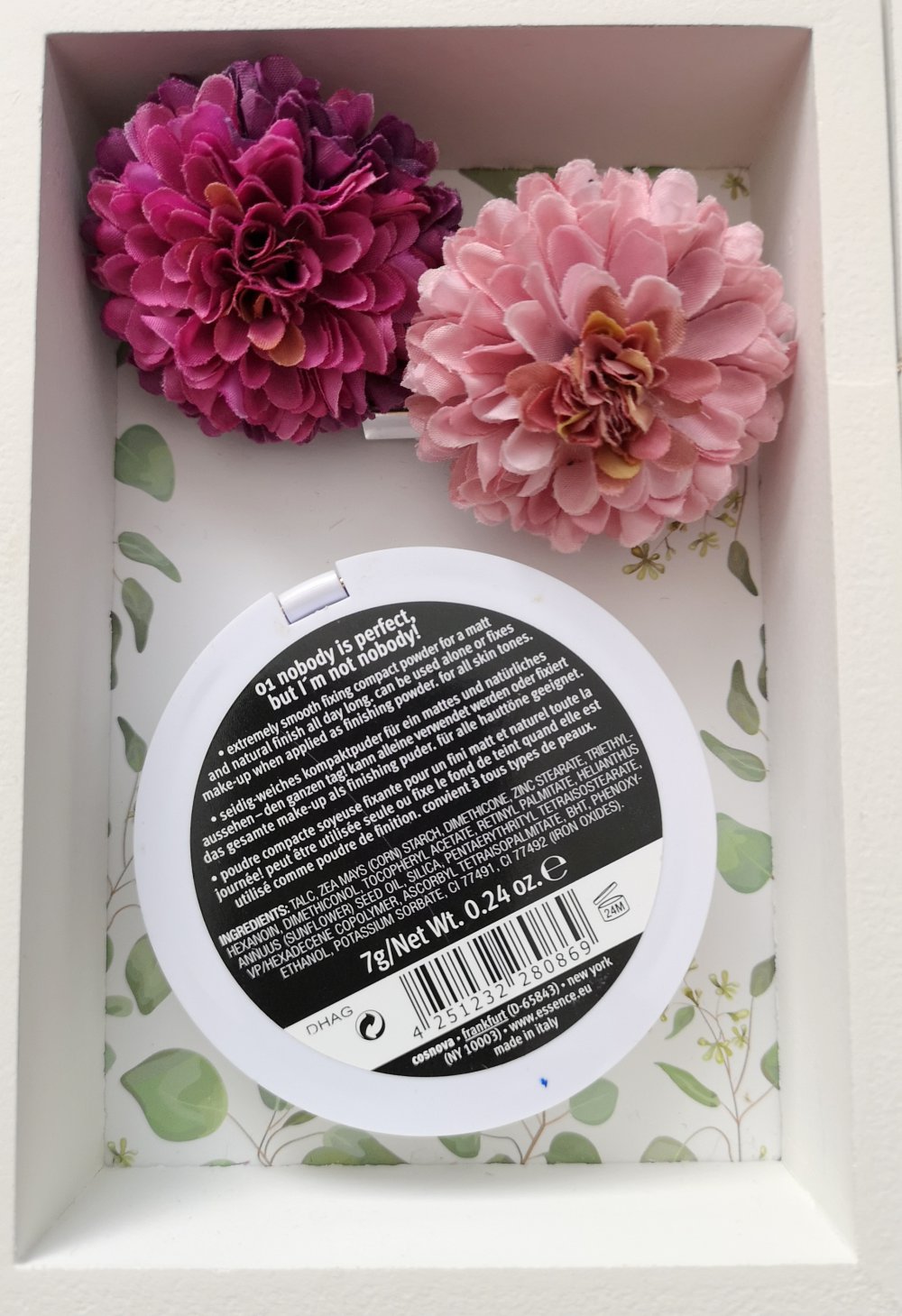 essence mattifying und fixing Puder