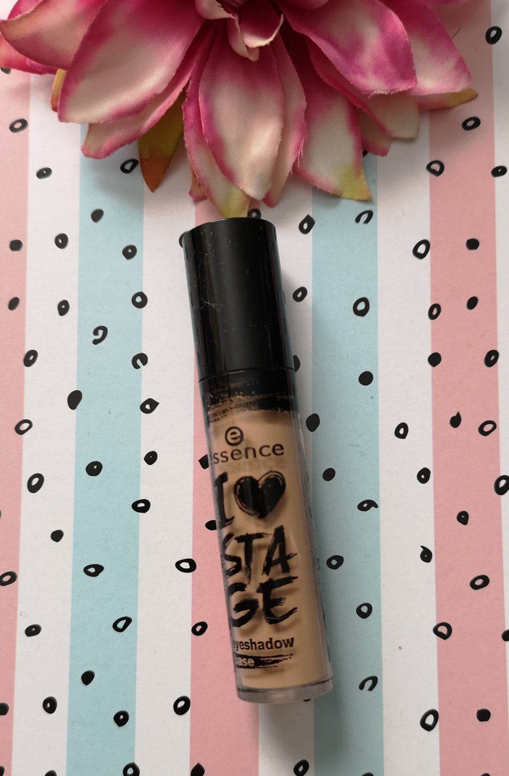 essence i love stage eyeshadow base 01 the stage is mine 4ml