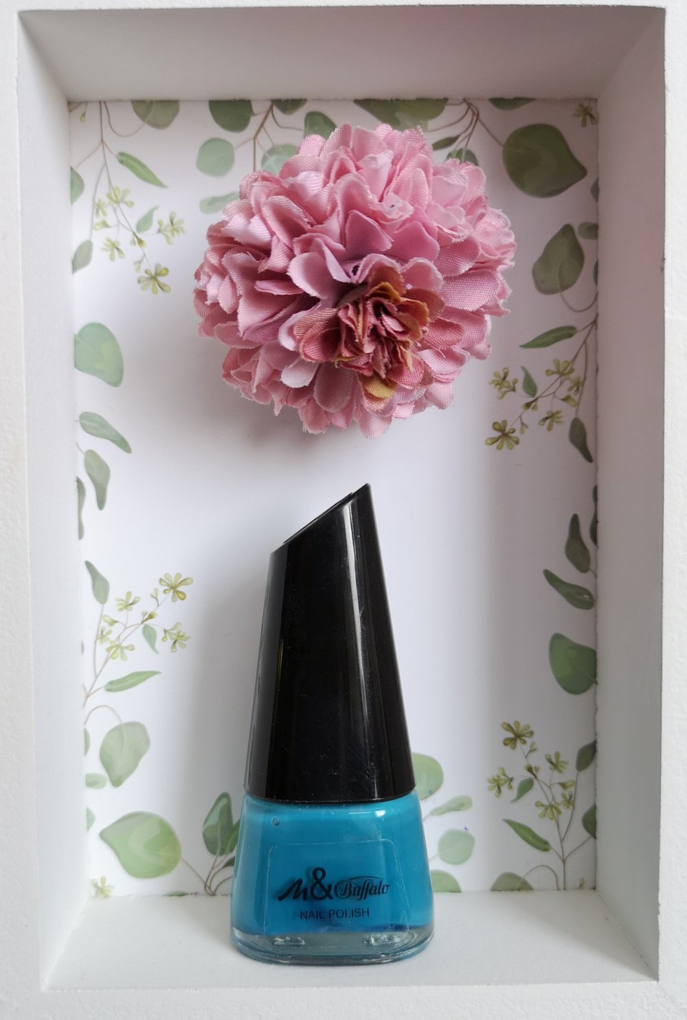 Manhattan Nagellack blau Buffalo