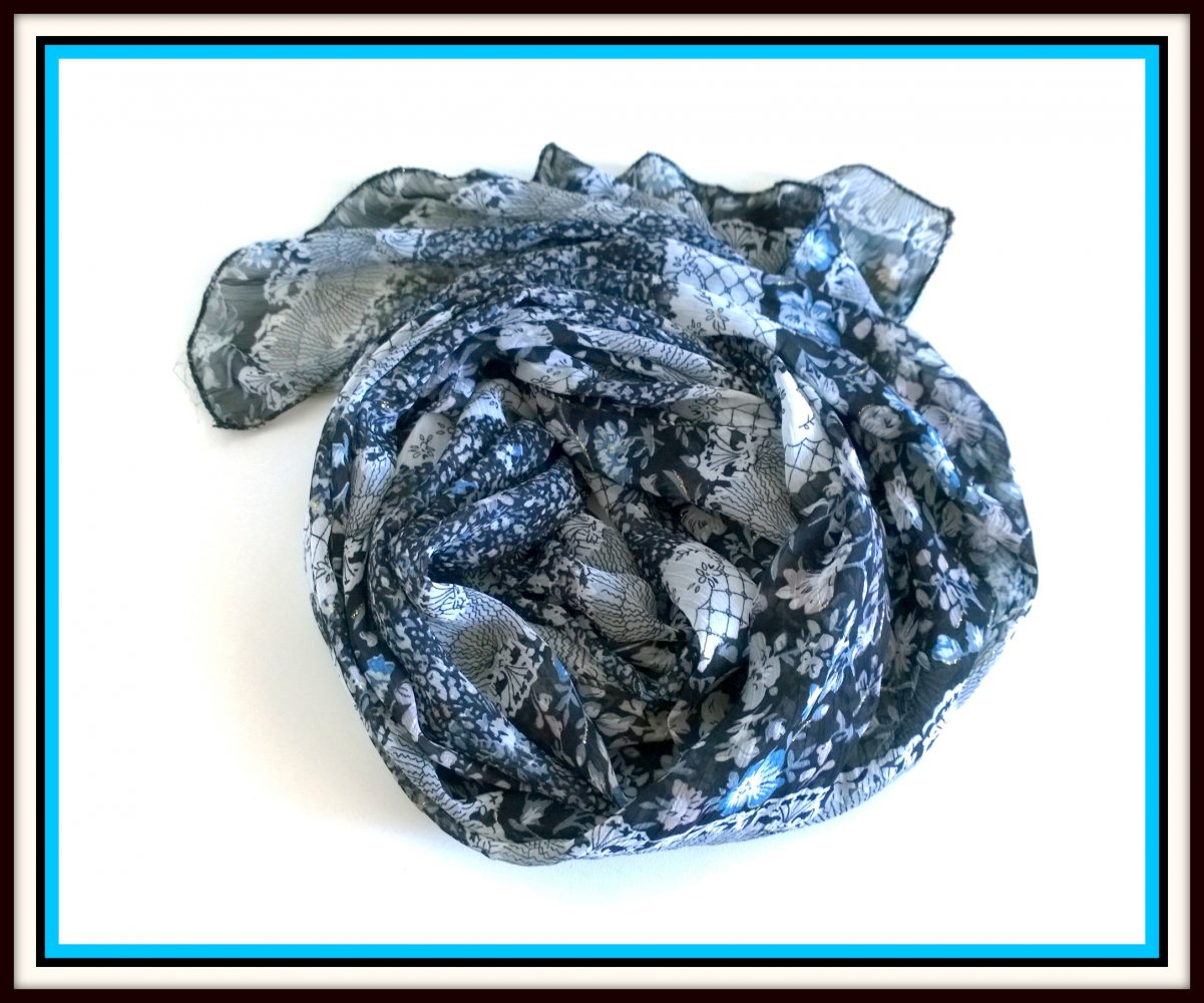 Tuch schwarz/weiß/blau