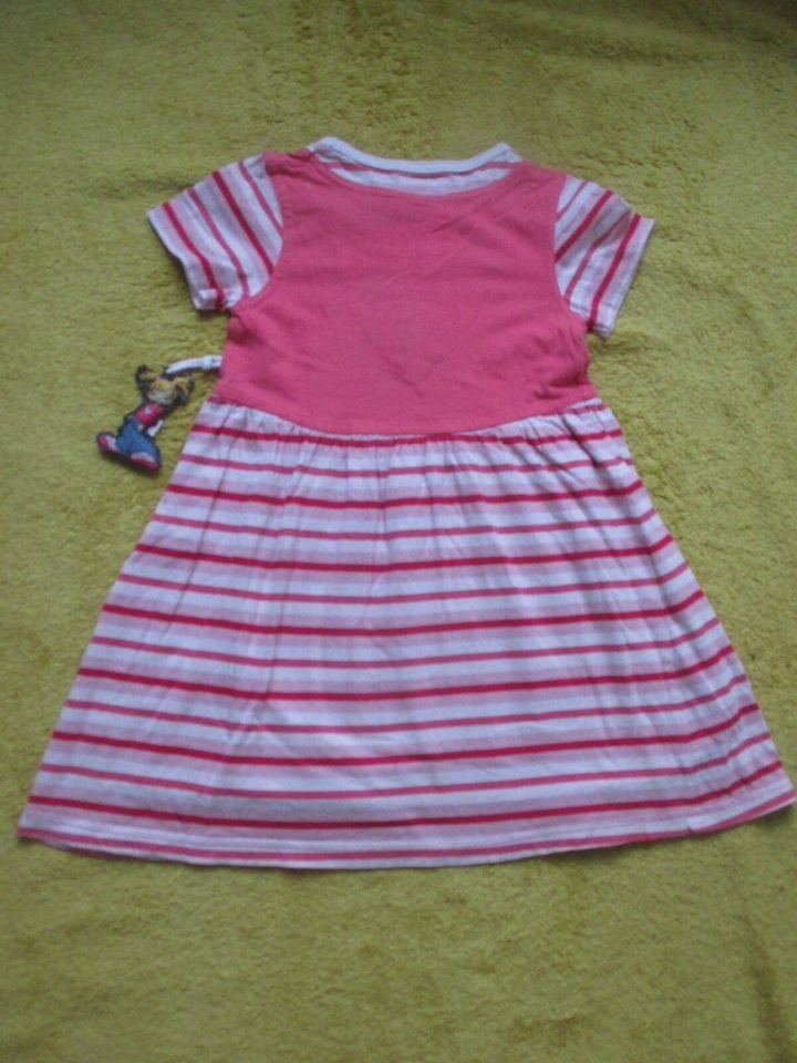 NEU mit Etikett * Niedlich * Girls * Mädchen * Stickerei * Kurzarm * Kleid 