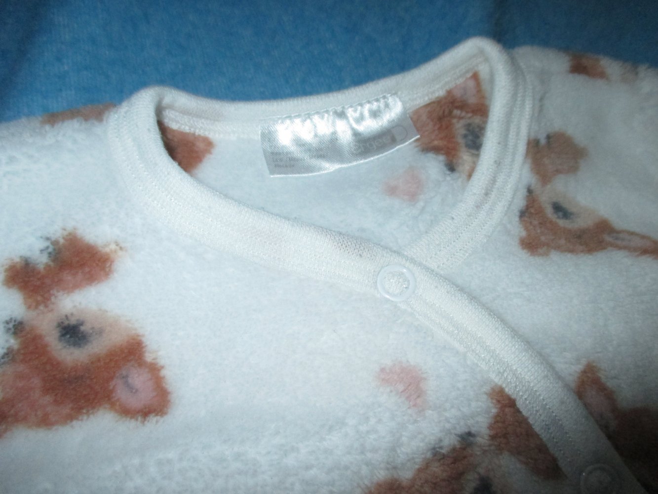 NEU * Niedlich * Baby * BOY oder GIRL * Bambi * Allover * Kuschel * Einteiler * Schlafanzug 