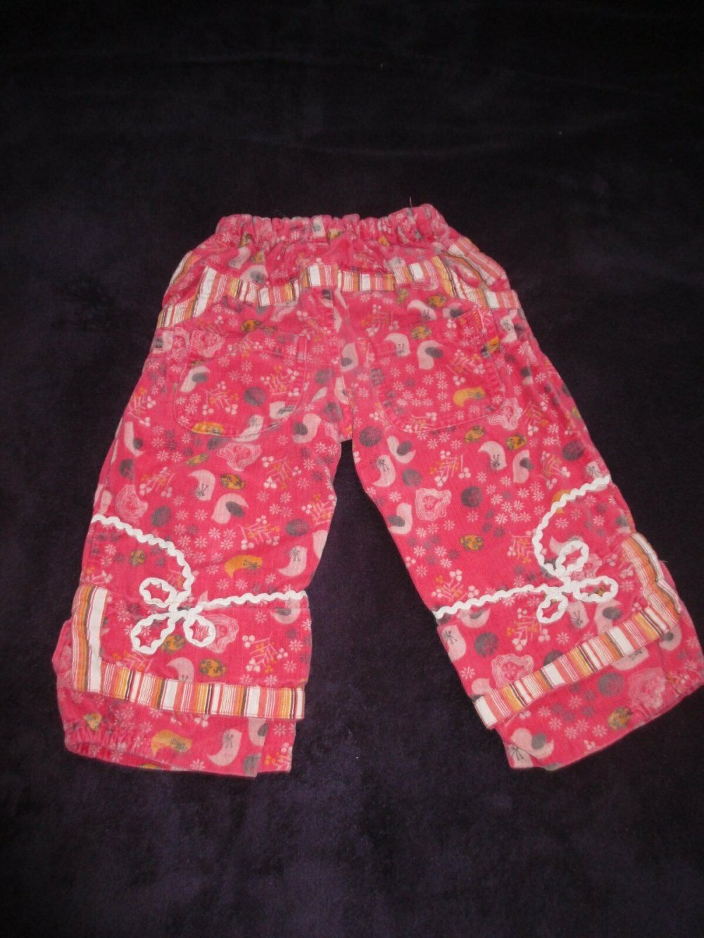 NEU * Niedlich * GIRL * Blumen * Flower * Vögel * Bird * Print * Samt- Velours * 7/8 Dreiviertel * Hose 