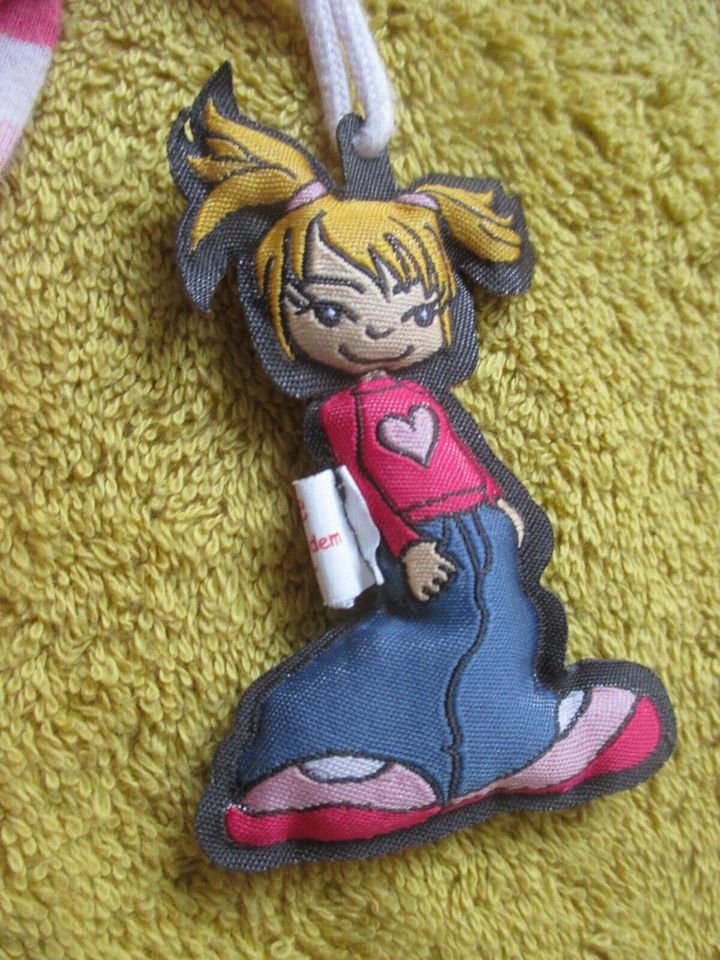 NEU mit Etikett * Niedlich * Girls * Mädchen * Stickerei * Kurzarm * Kleid 