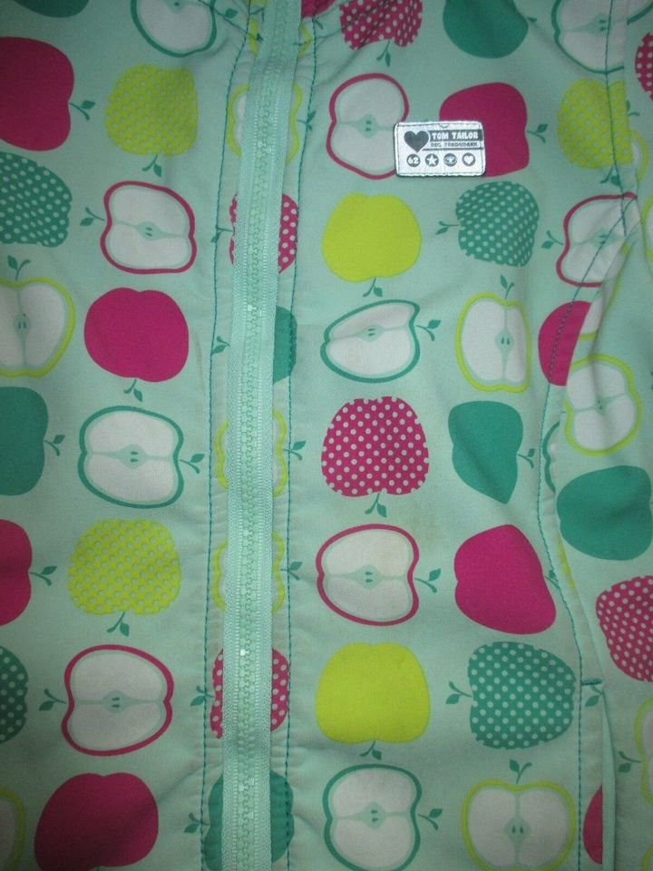 NEUw * Mädchen * Girls * 70er Jahre * Retro Style * Apfel- Print * wasserabweisende * Zipper * Kapuzen * Jacke 