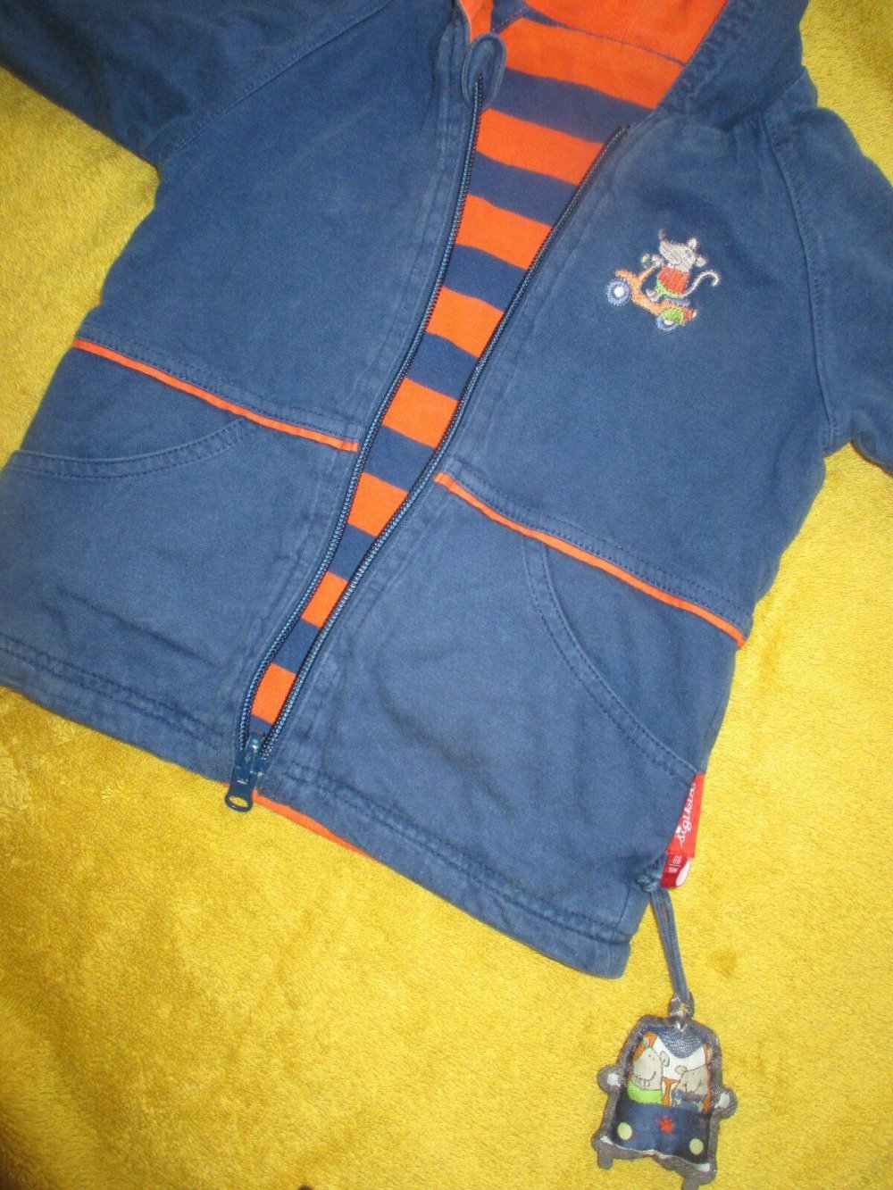 NEUw * Niedlich * Baby * BOY oder auch GIRL * Unisex * Stickerei * Sweater * Sweat Shirt * Kapuzen * Hoodie * Wende- Jacke 