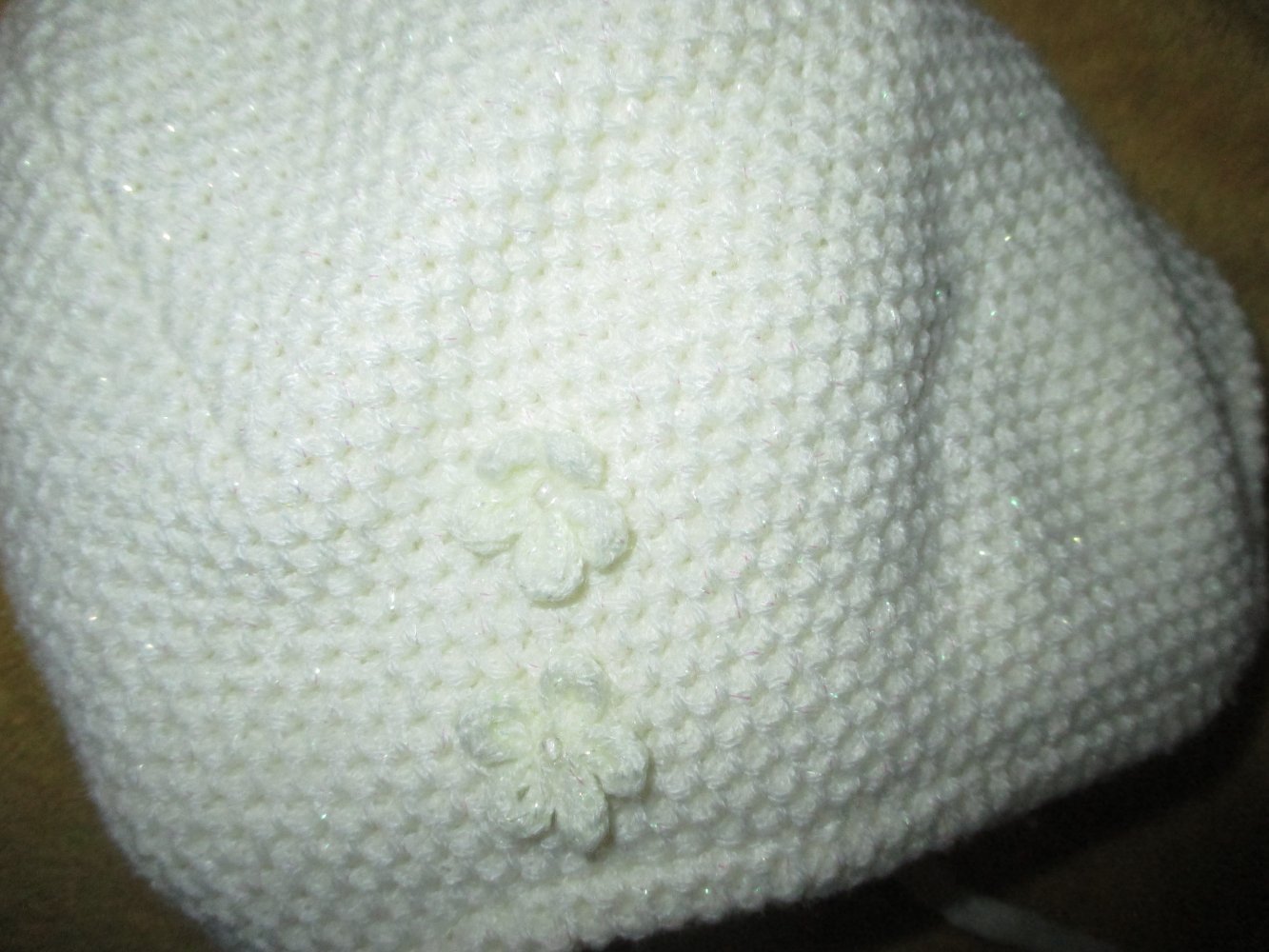 NEU * Baby * Girl * 3D Blumen * Blüten * Perlen * Lurex- Glitzer * Feinstrick * Wolle * Beanie * Mütze 