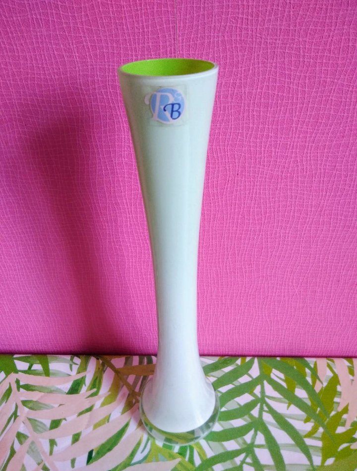Vase Vintage Y2K