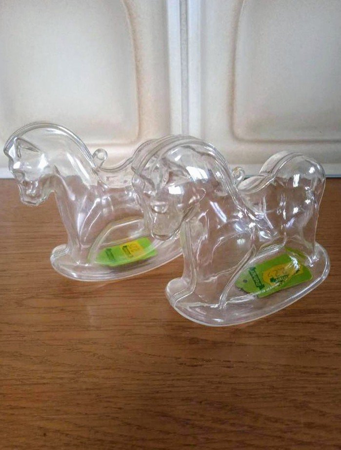 Schaukelpferde Plexiglas