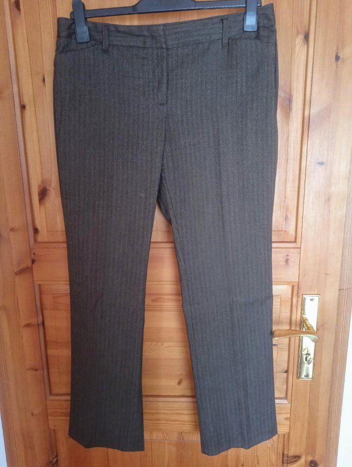 Hose braun