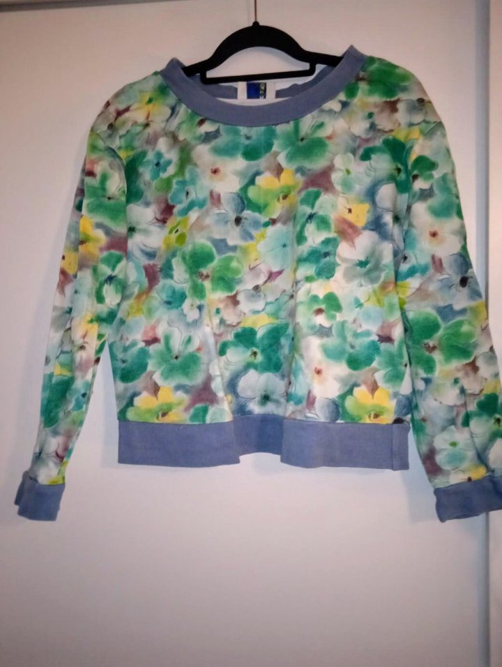 Pullover grün