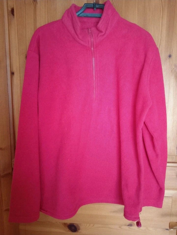 Fleecepullover himbeerrot
