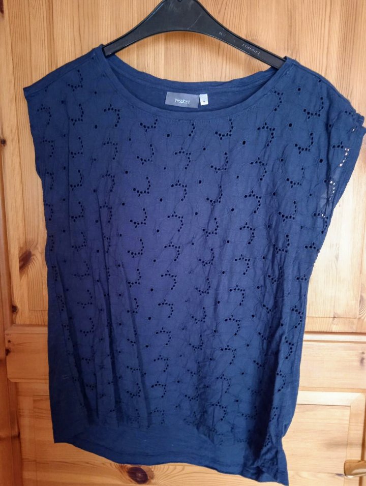 T-Shirt blau