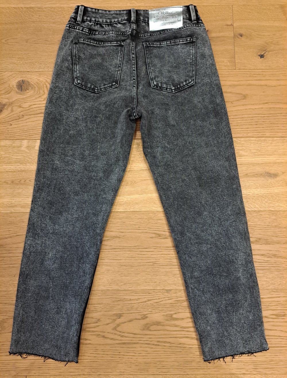Only Mom Jeans Nieten High Waist