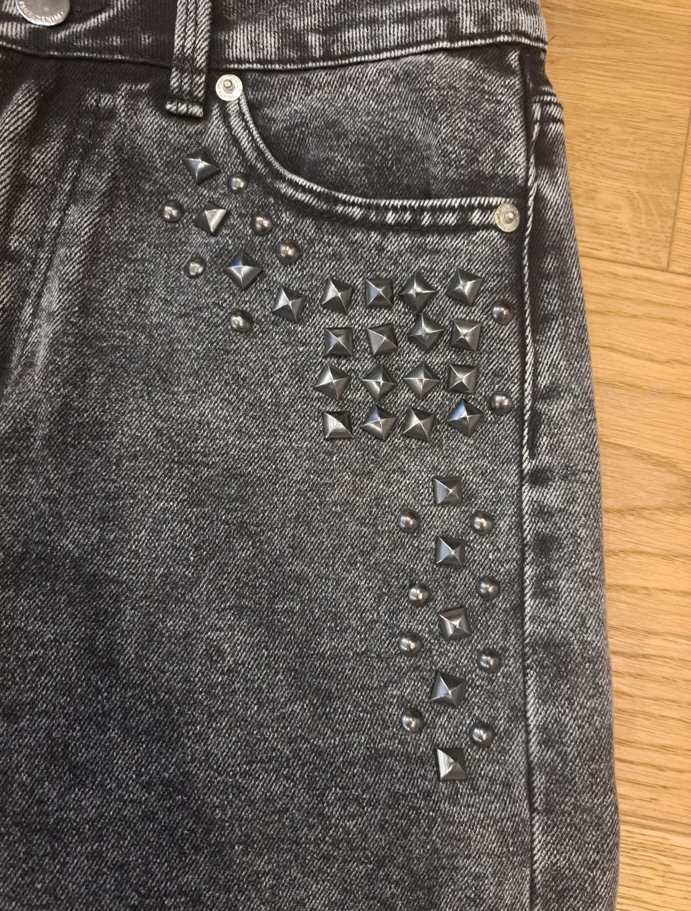 Only Mom Jeans Nieten High Waist