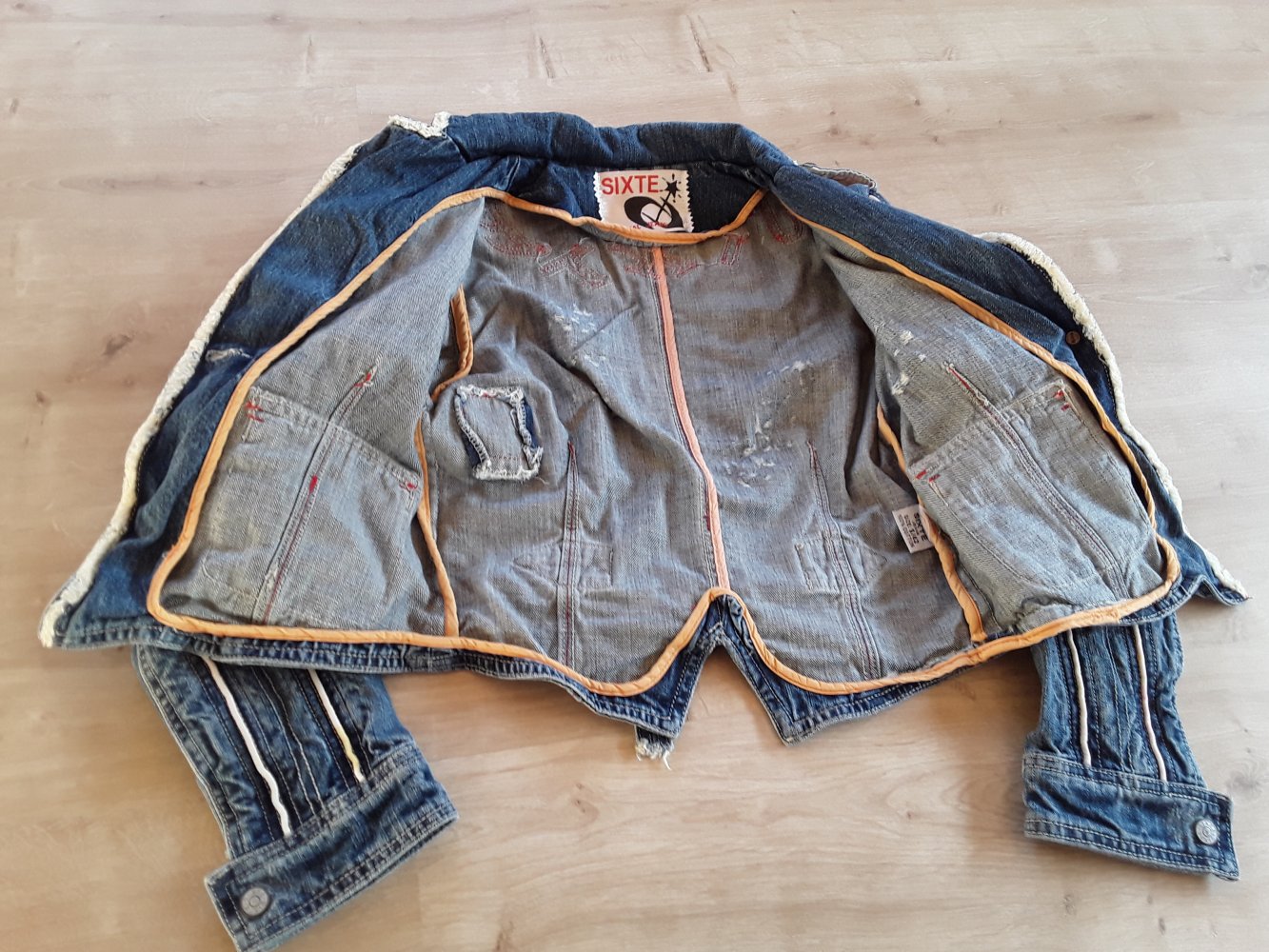 Jeansjacke kurzgeschnitten