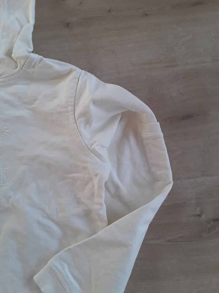 Beiger Kapuzenpulli