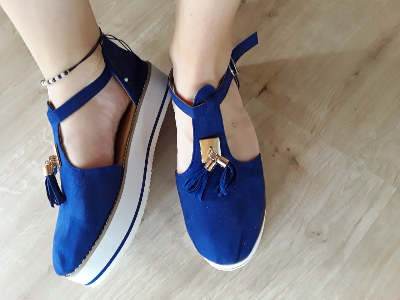 Blaue Plateauballerinas