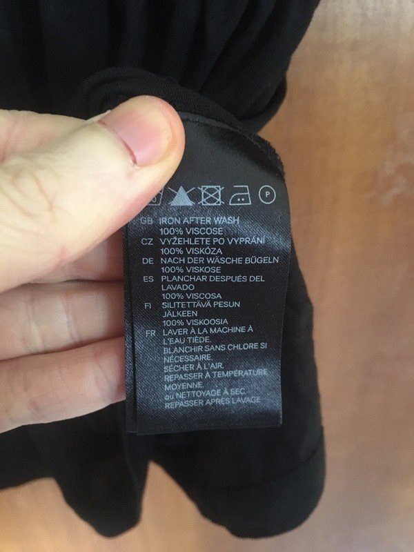 Schwarze Bluse, Neu mit Etikett *Mengenrabatt*