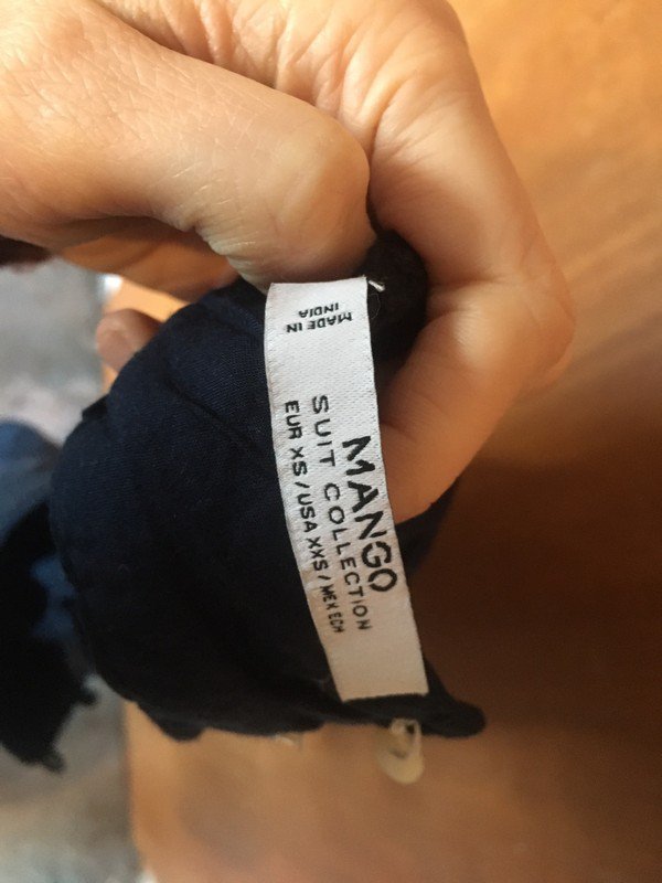 Dunkelblaue Bluse aus Modal *Mengenrabatt*
