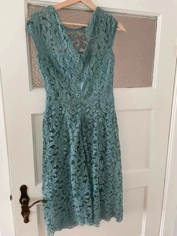 Türkisfarbenes Spitzenkleid von Esprit *Mengenrabatt*