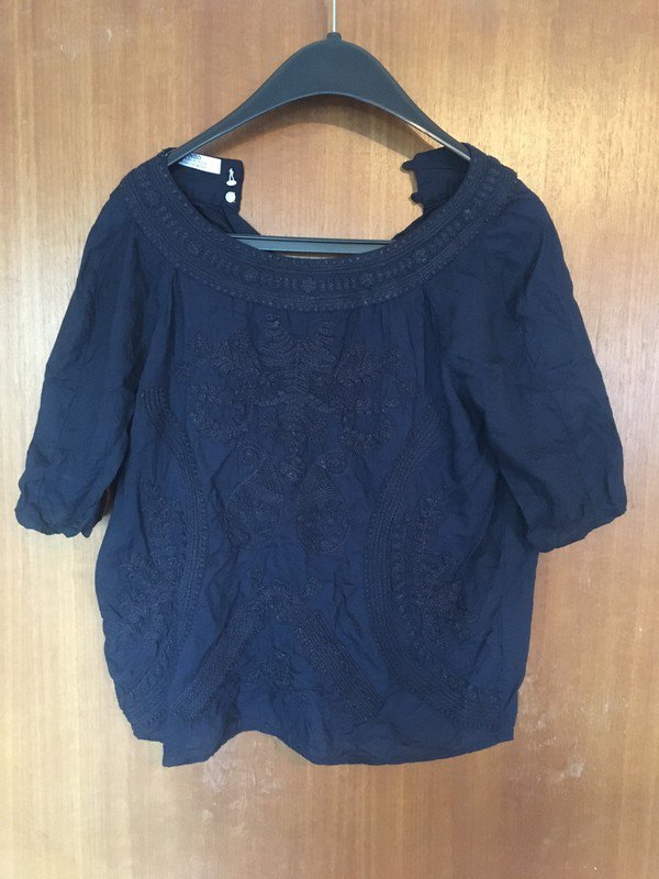 Dunkelblaue Bluse aus Modal *Mengenrabatt*
