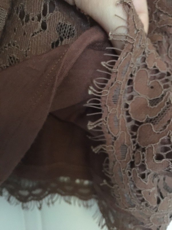 Orangefarbene-beige Bluse mit Spitzenmuster *Mengenrabatt*