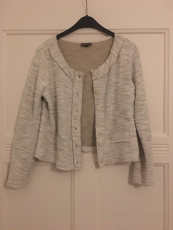 Weiß-beiger Baumwoll-Cardigan *Mengenrabatt*