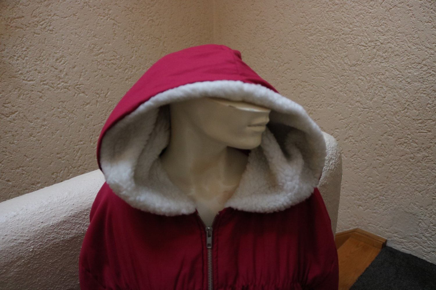 #Winterjacke m. Kapuze, Gr. 34/36, #rot, #gesteppt - wie neu