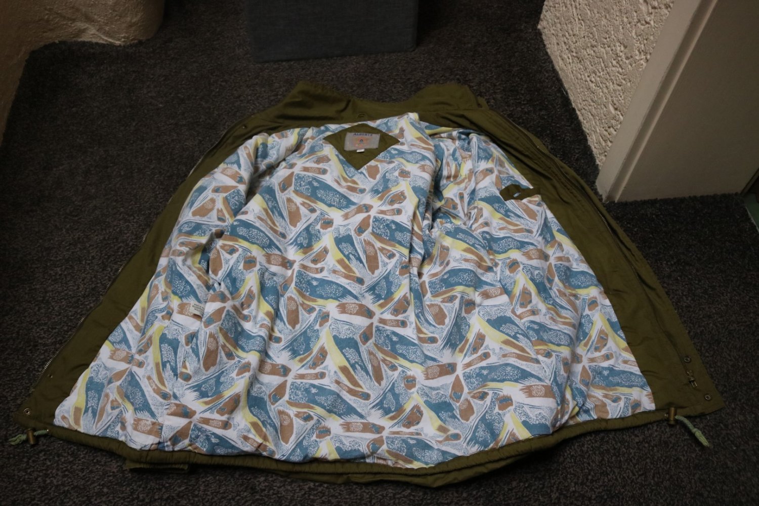 #Anorak, Gr. M, oliv, #warm, #wenig getragen - sehr guter Zustand