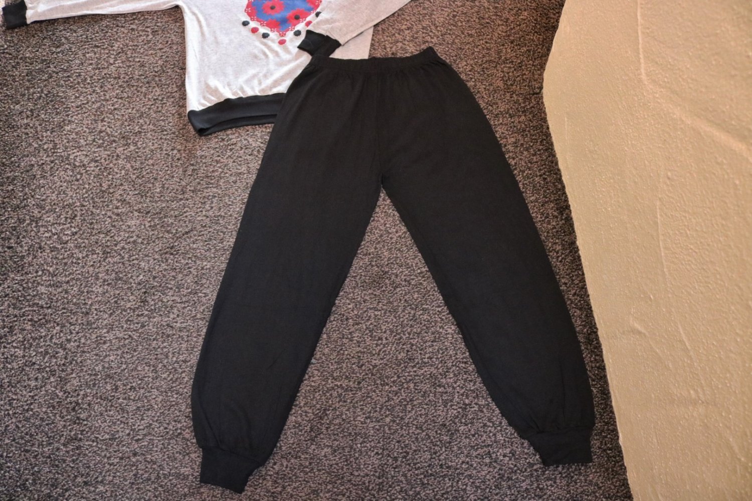 #Schlafanzug, Gr. 152, #grau-schwarz, #leicht