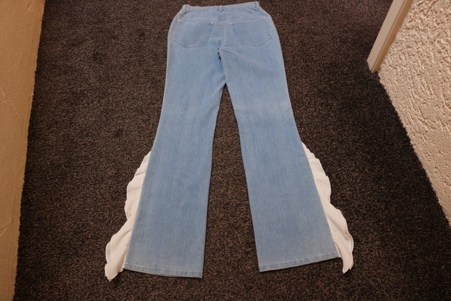 #Jeans m. Volant, Gr. 34, #stone, #Apart Impressions, #High Waist - Schnäppchen