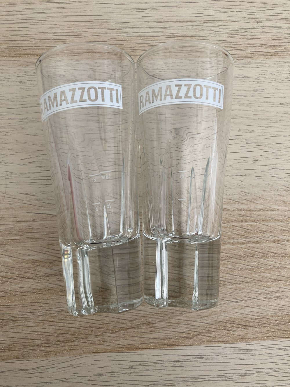 2 Ramazotti-Gläser, gebraucht