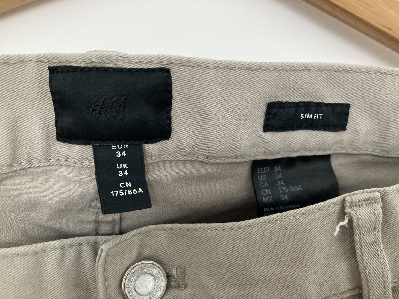 Gr. 34 beige-braune Chino von H&M