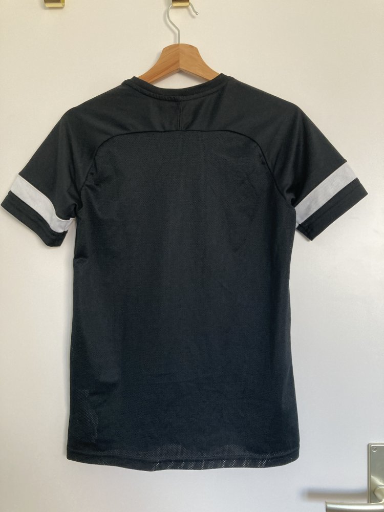 Gr. 158–170 Kindersportshirt von Nike unisex