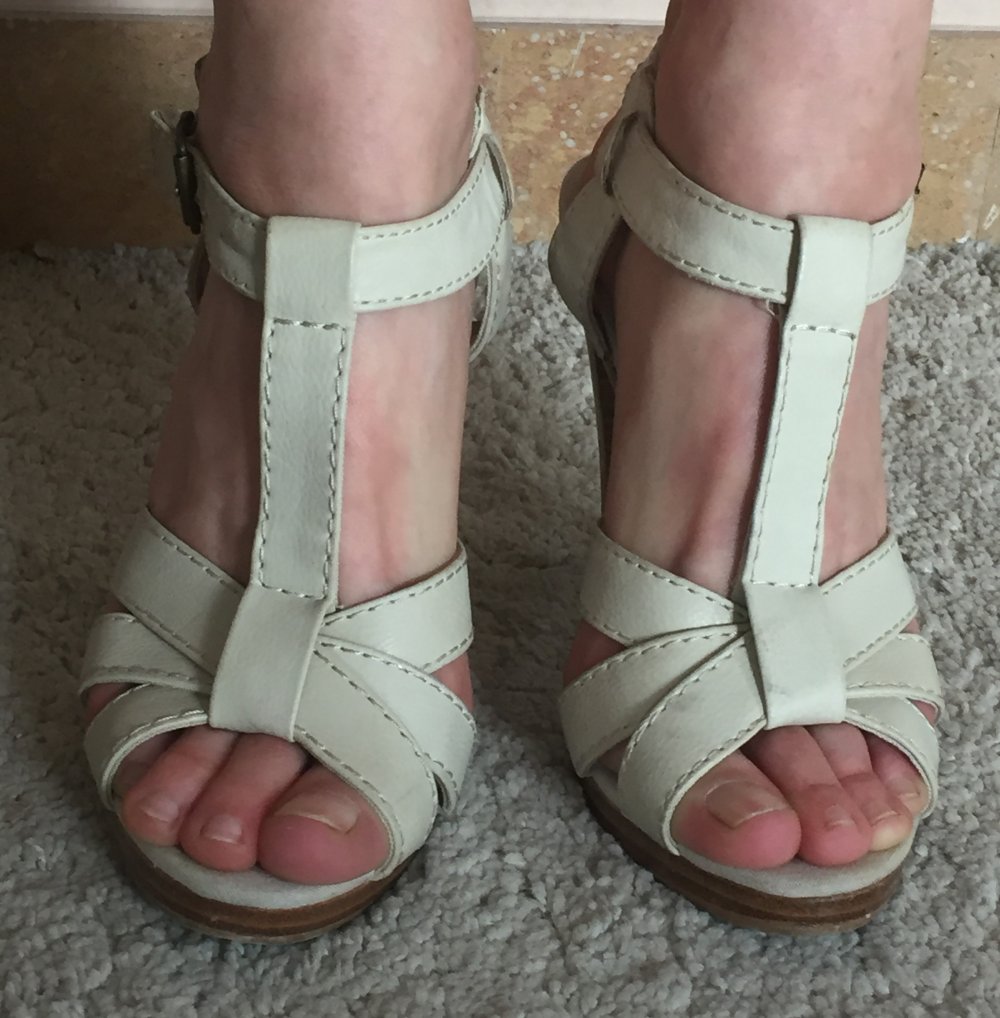 H&M Riemchen Sandalen Gr.38 mit High Heels und Holzoptik Plateau