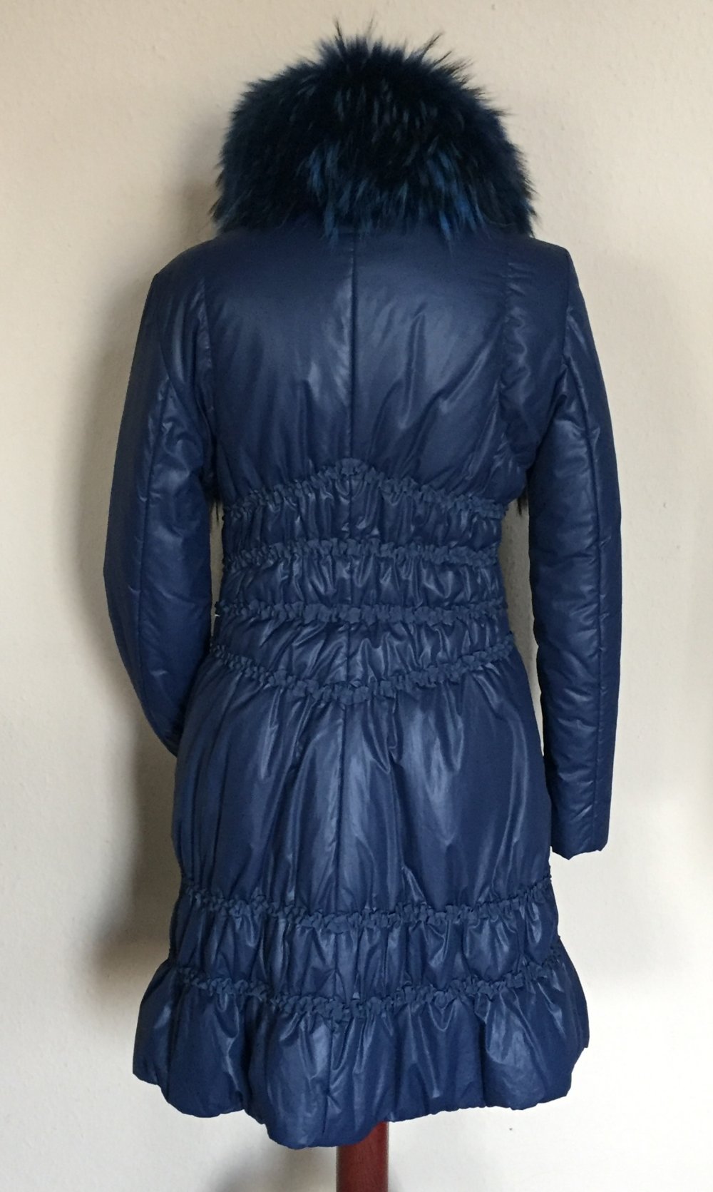 Class by Roberto Cavalli Wintermantel mit Pelzkragen Gr.36/38 Royal Blau