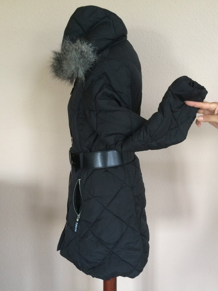 Tokyo Collection Winter Parka Mantel mit Kapuze und Gürtel Gr.38 schwarz warm wattiert