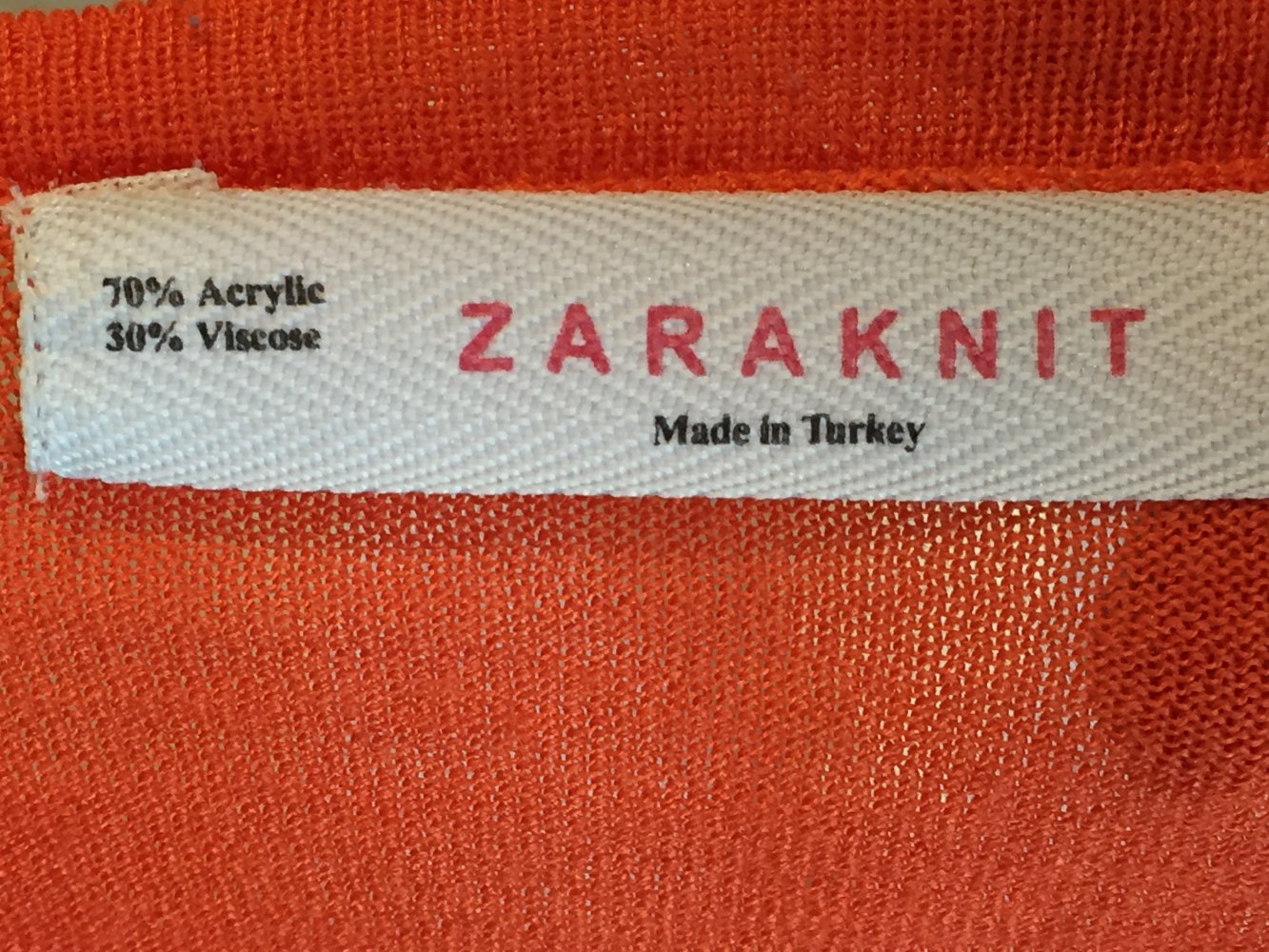 Zara Knit Cardigan Strickjacke Gr. 36/S Orange mit Perlmuttknöpfen, super Feinstrick