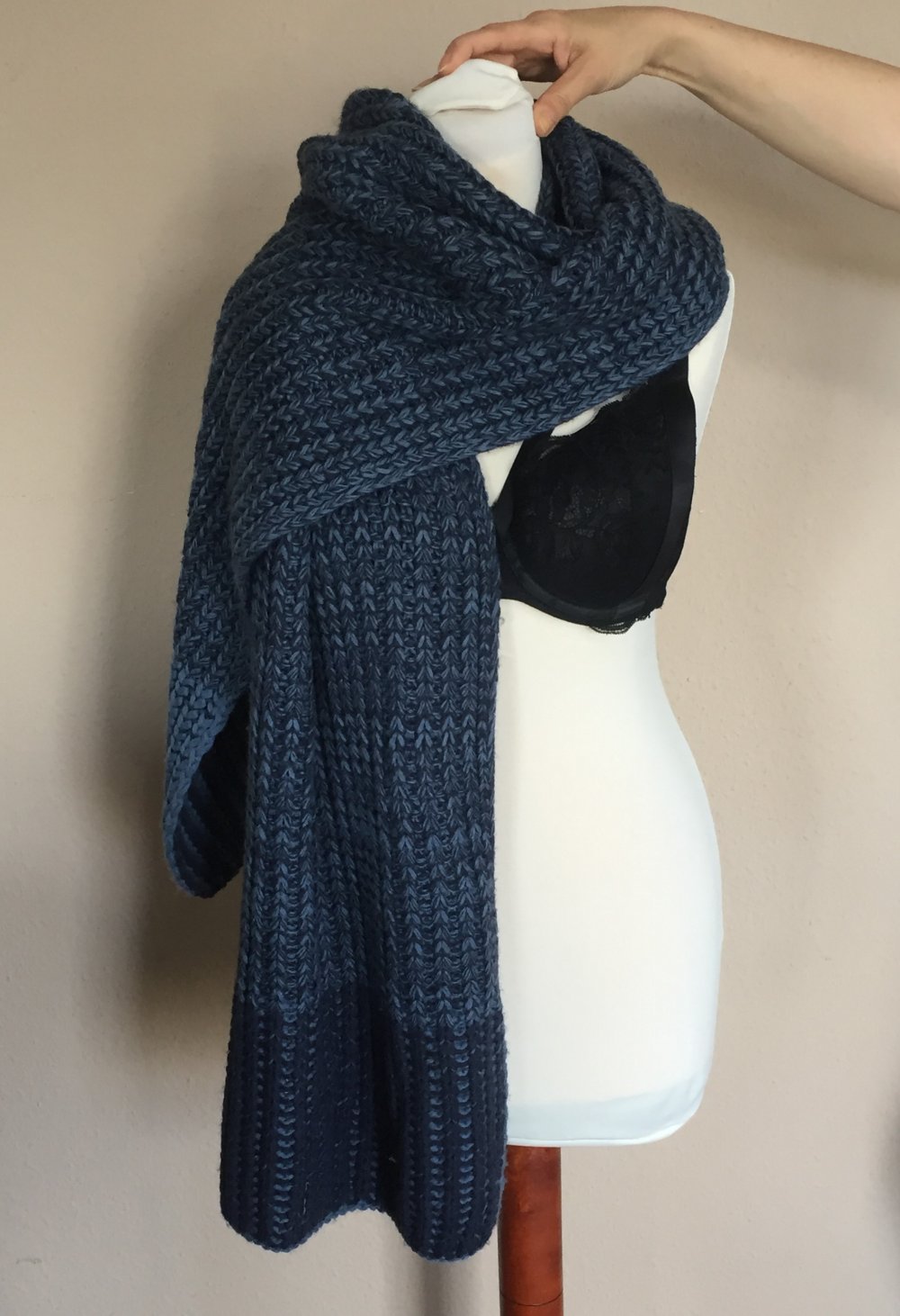 Mischmasch Berlin XXL Grobstrick Schal Color Mix blau / hellblau, Doppelstrick, warm und mollig