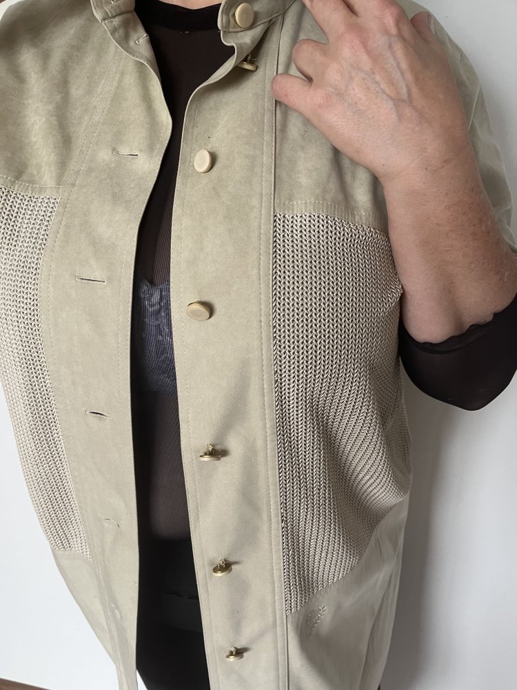 Ara Alcantara Strickwesten Jacke Gr.44 mit Goldknöpfen