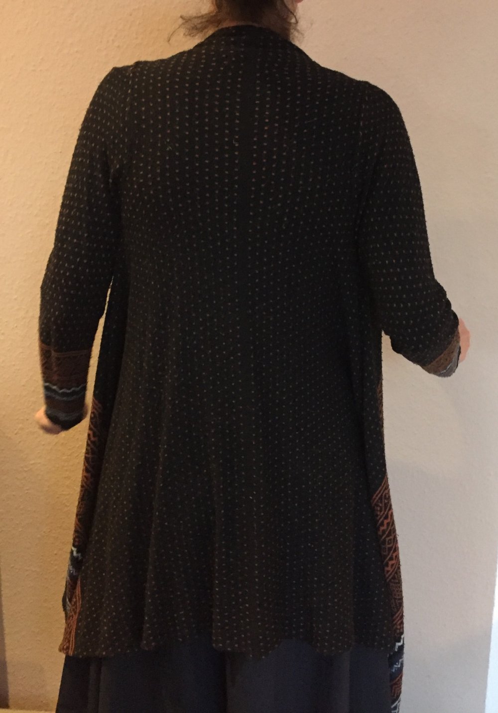 Millenium Long Cardigan Gr. TU One Size mit Ethno Muster